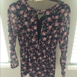 Misguided floral romper US 4